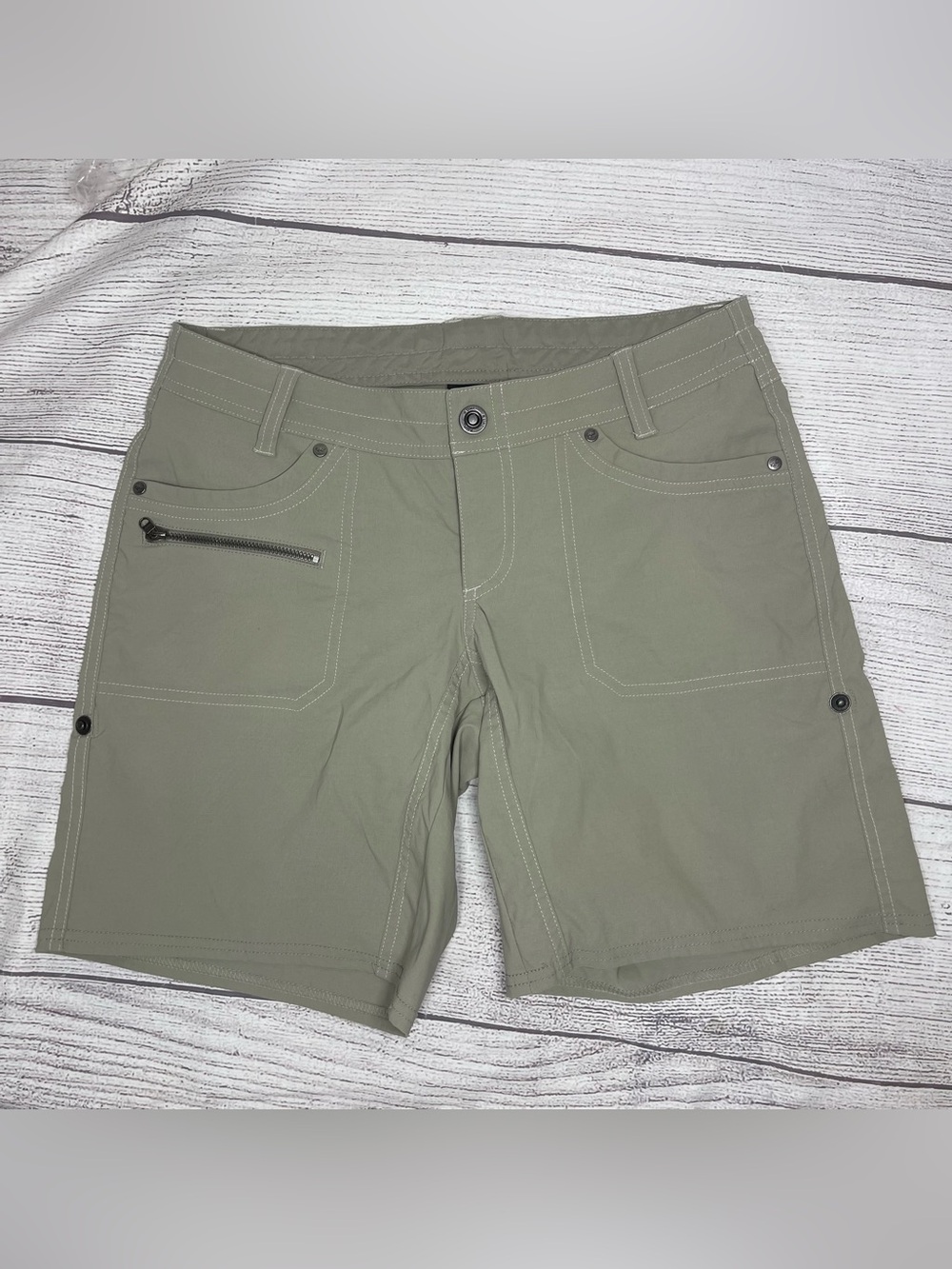 Kuhl Women’s 4 Tan Hiking 5 Pocket Cargo Cuffed Shorts